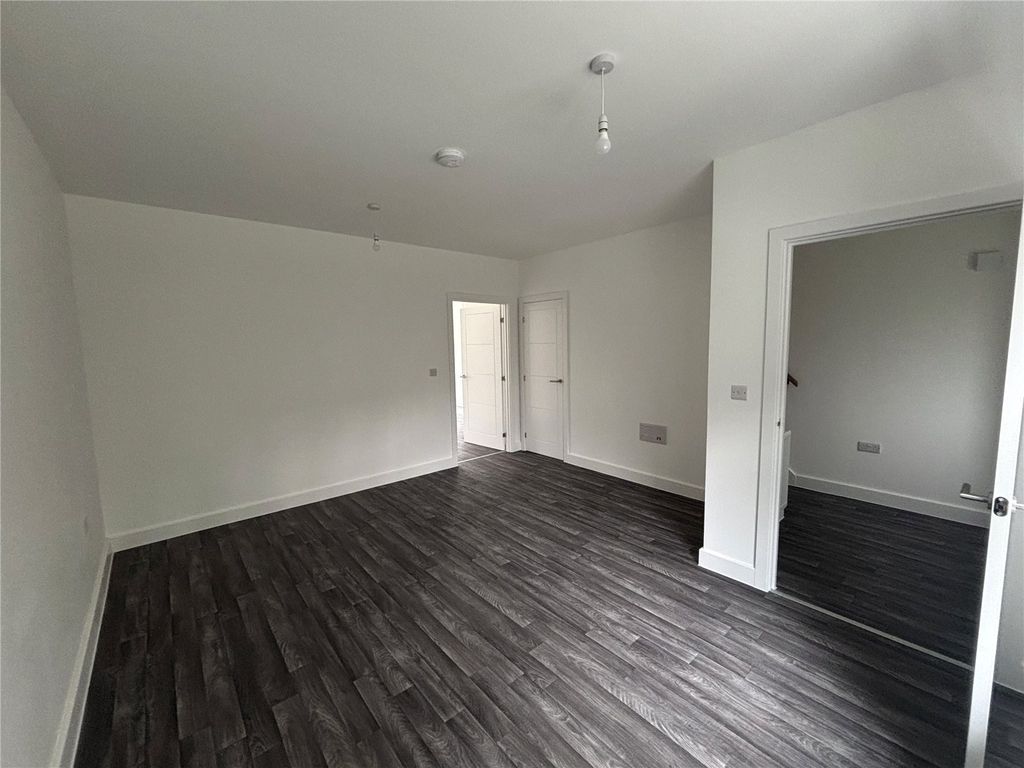 Property photo 3 of 24 Picture No. 07