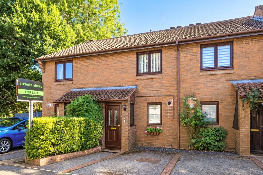 Property photo 1 of 19 Picture No. 23