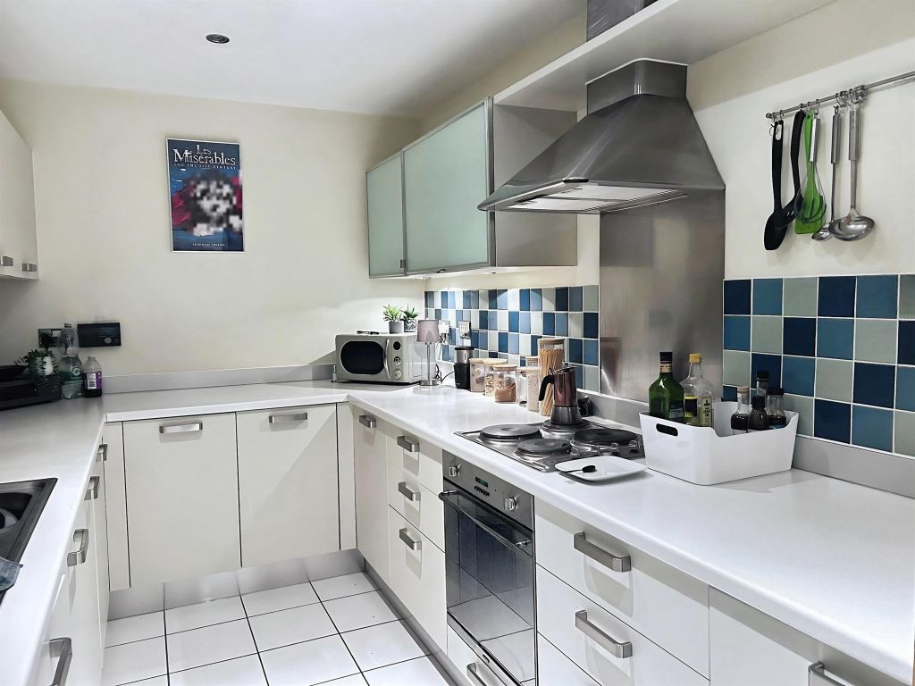 Property photo 3 of 13