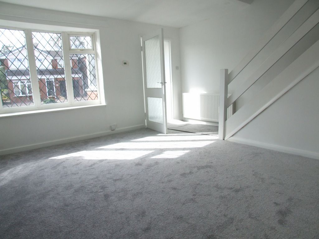 Property photo 3 of 14 Photo 6