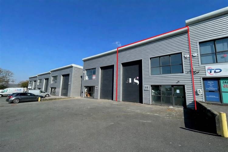 Property photo 1 of 6