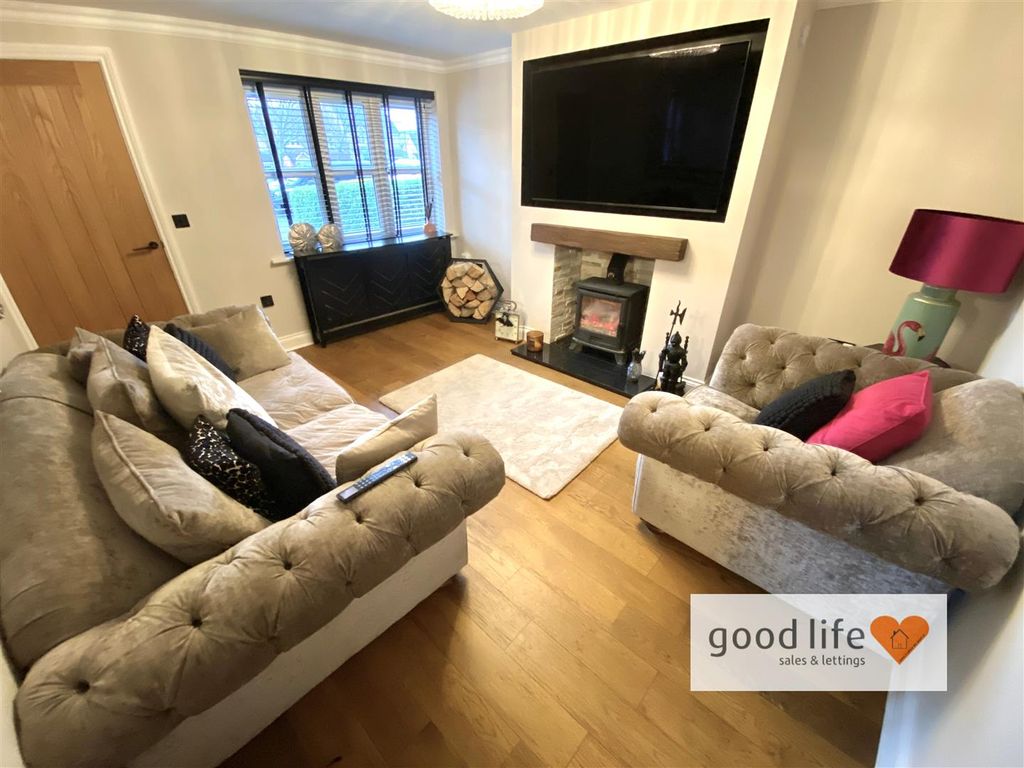 Property photo 2 of 29 20260129_144153845_Ios33Southsidegardens.Jpg