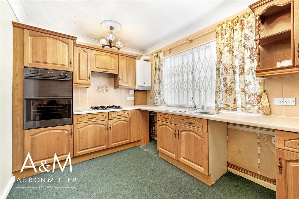 Property photo 3 of 17 4D4A0097.Jpg