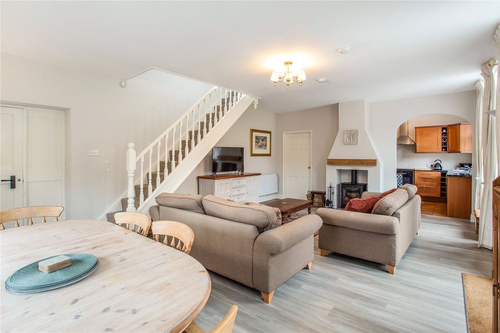 Property photo 3 of 23 76834_The-Coach-Hous