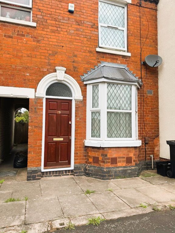 Property photo 1 of 7