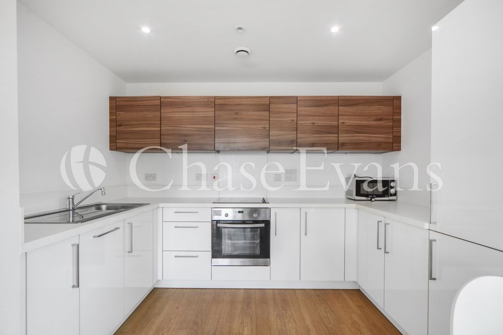 Property photo 2 of 17 Marner Point, No 1 T