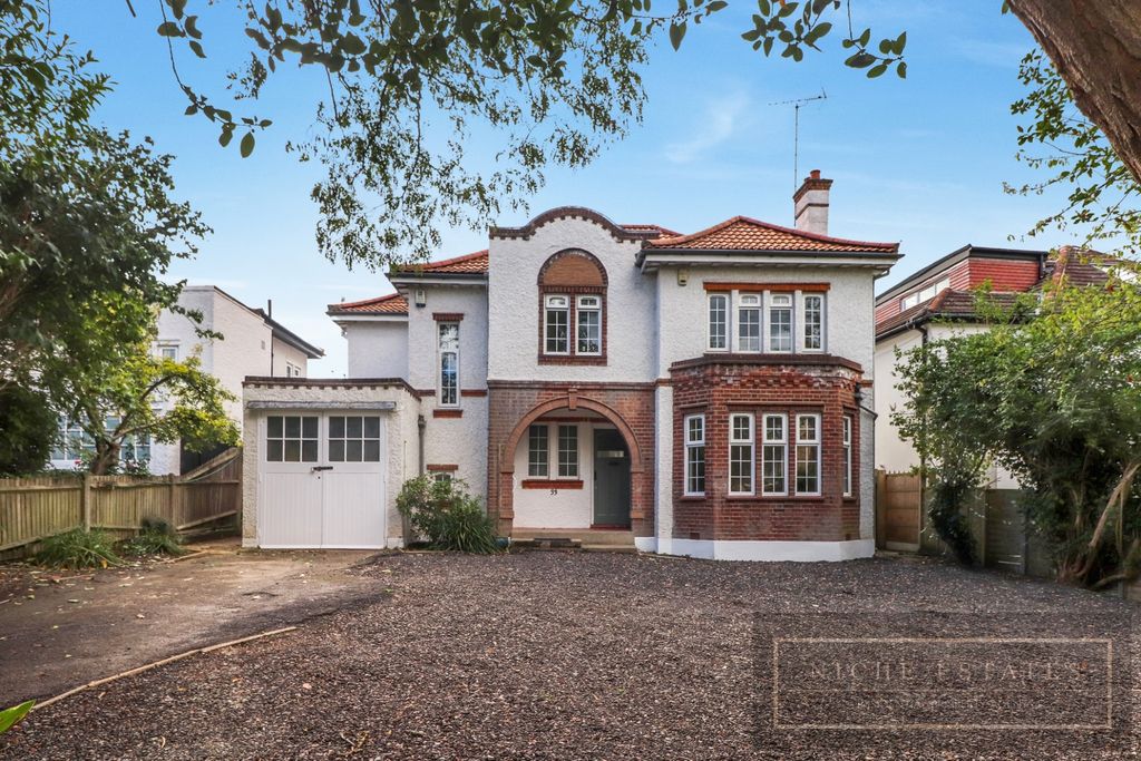 Property photo 1 of 23