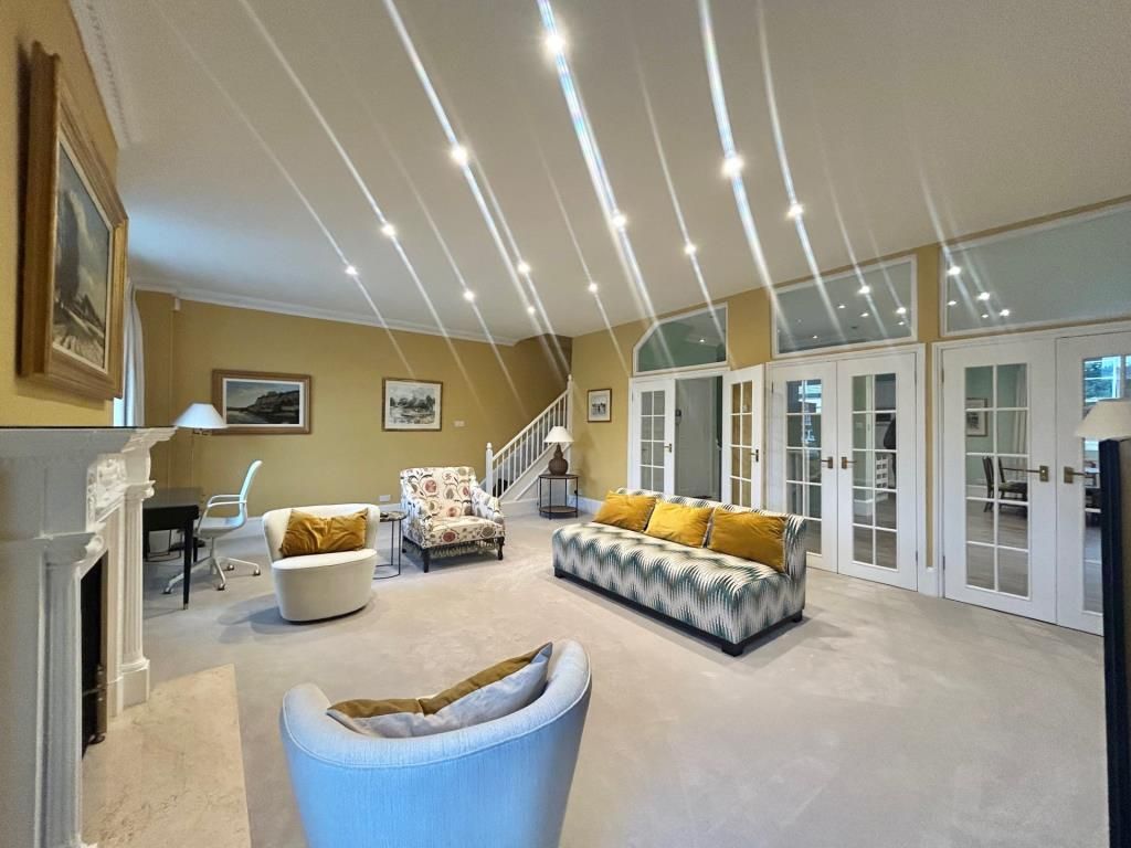 Property photo 2 of 15 Reception Room