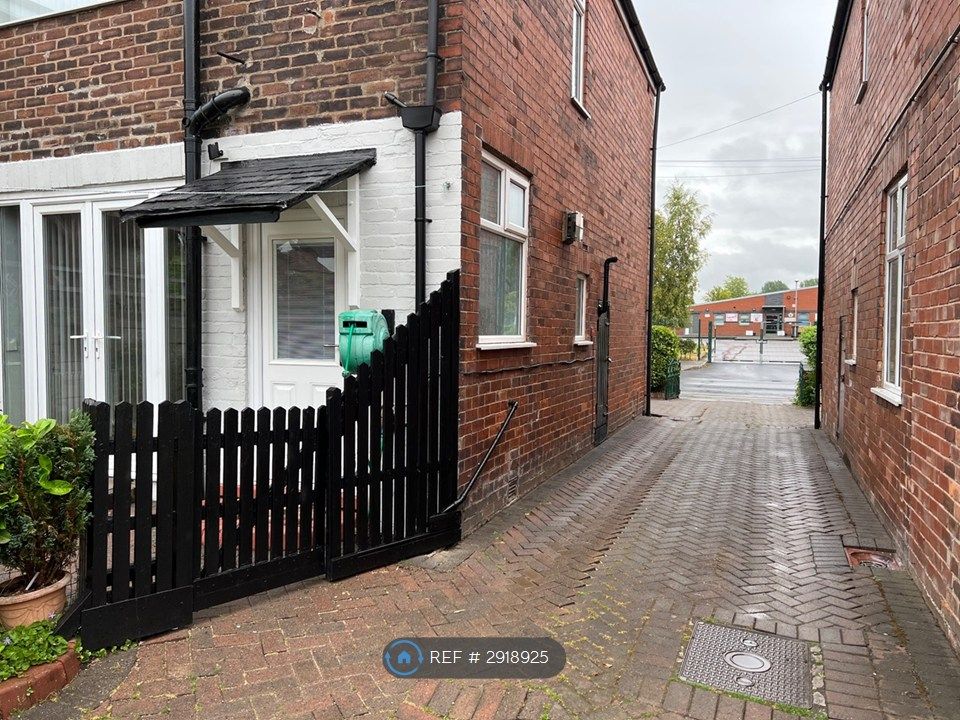 Property photo 3 of 13