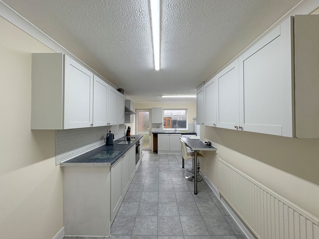 Property photo 3 of 25 Gallery