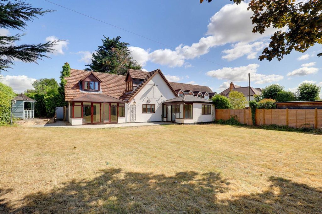 Property photo 1 of 27