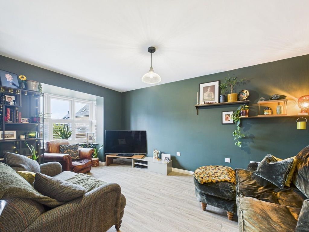 Property photo 3 of 24 Living Room