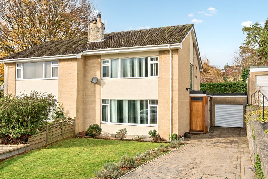 Property photo 1 of 23