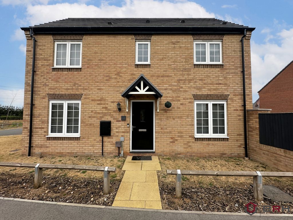 Property photo 1 of 40