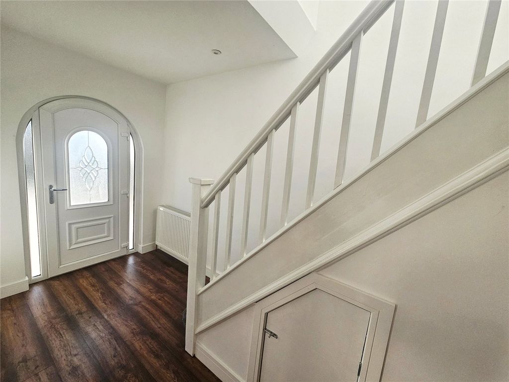 Property photo 2 of 14 Picture No. 04