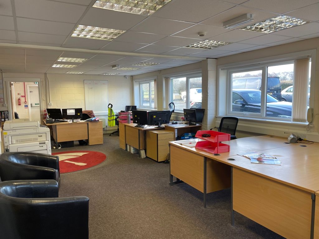 Property photo 2 of 17 Photo 8