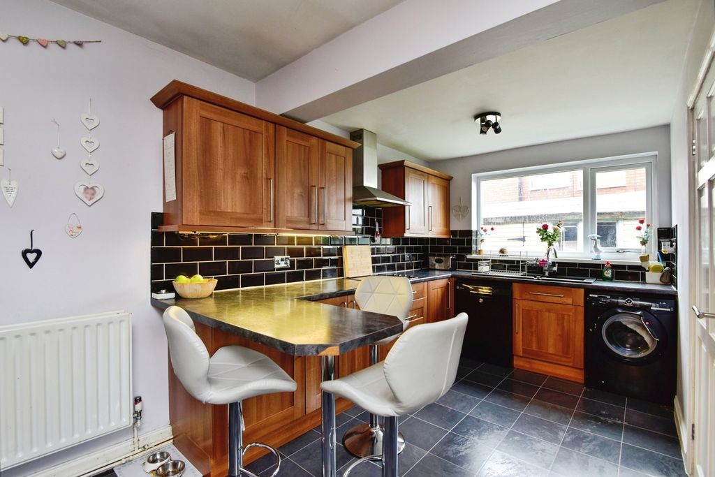 Property photo 2 of 17 Pbox-Img.Jpg