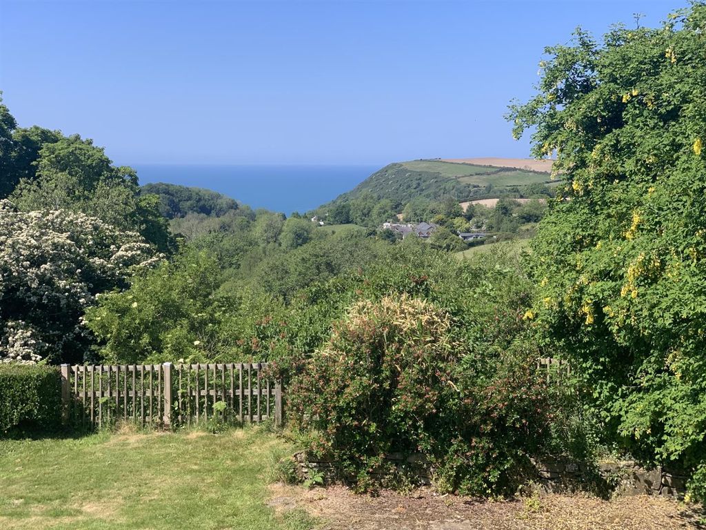 Property photo 2 of 45 Sea Views From Decking