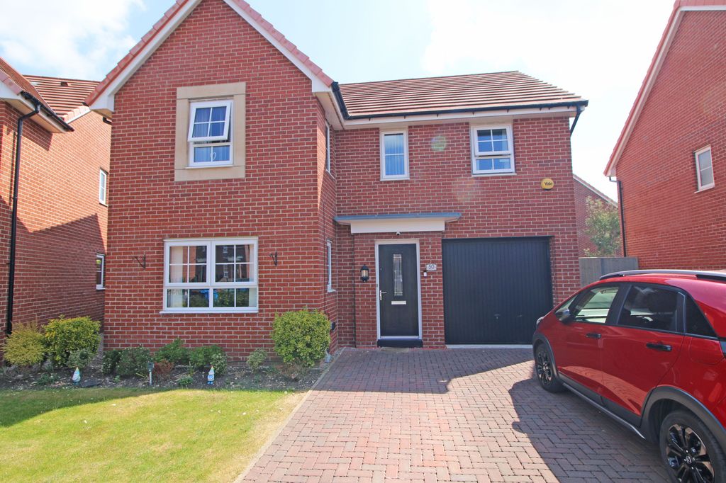Property photo 2 of 34