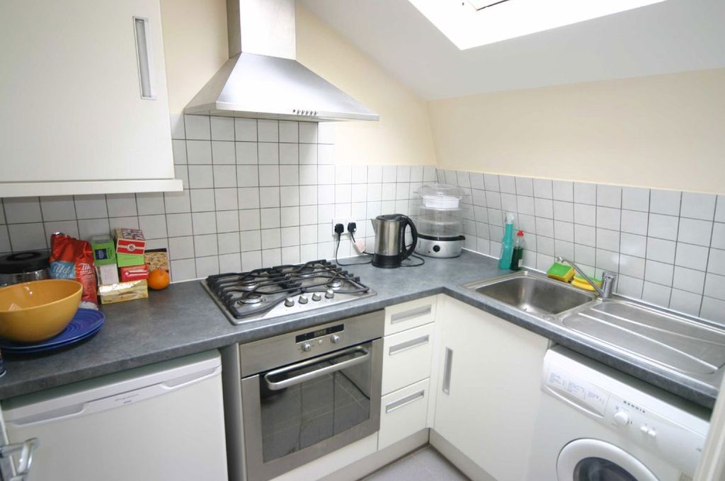 Property photo 3 of 6