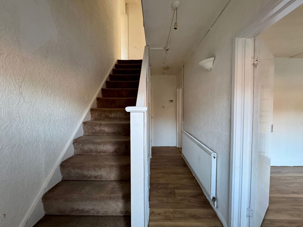 Property photo 2 of 15 Marketing Photos 2025 (16)