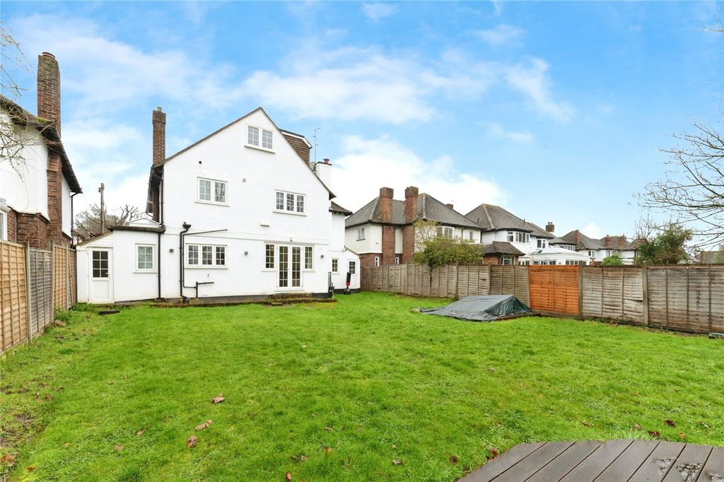 Property photo 3 of 21 Picture No. 52