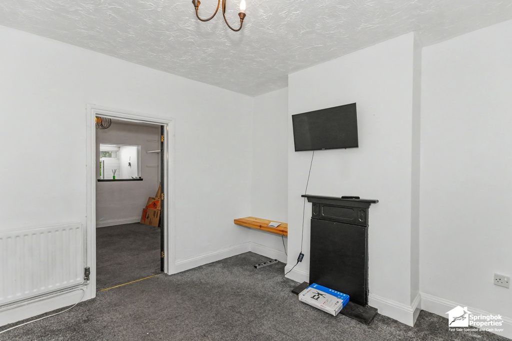 Property photo 2 of 13 Image 1