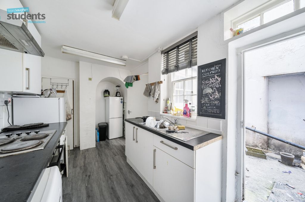 Property photo 2 of 9 5A220094-c8d3-486...
