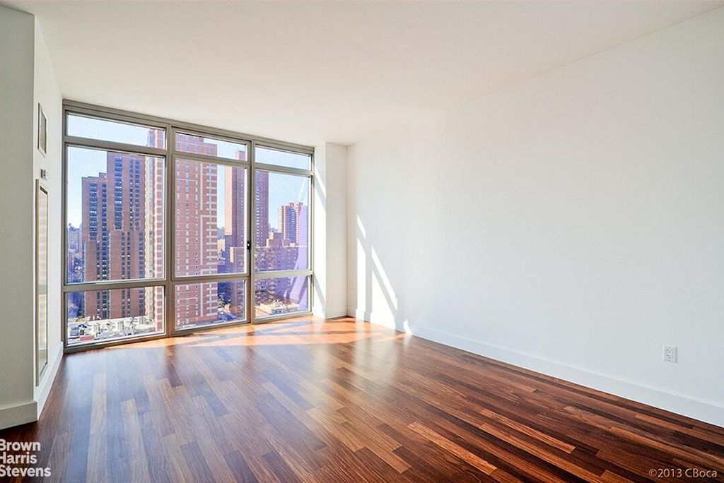 Property photo 3 of 17 <Alttext/>