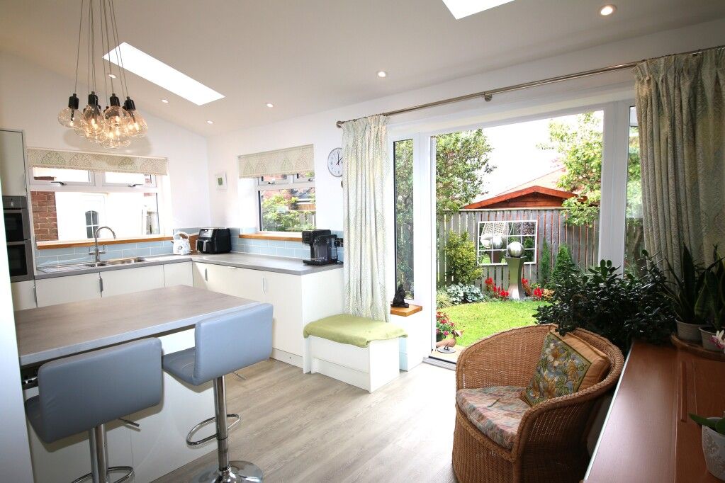 Property photo 2 of 20 Picture No. 23