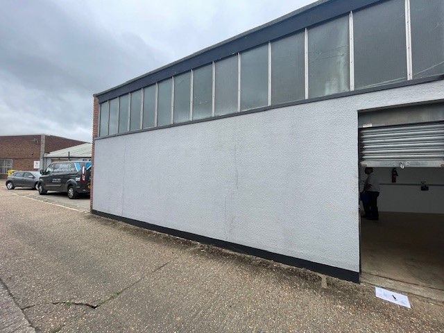 Property photo 2 of 5 Photo 6