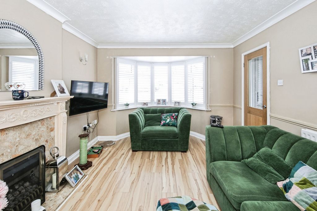 Property photo 2 of 17 Pbox-Img.Jpg
