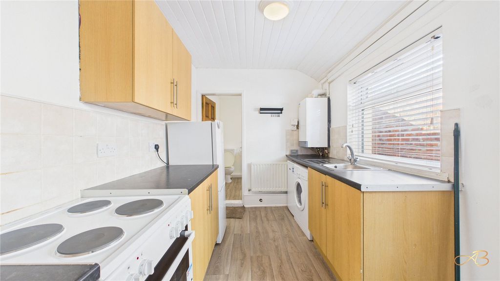 Property photo 3 of 7 Picture No. 07