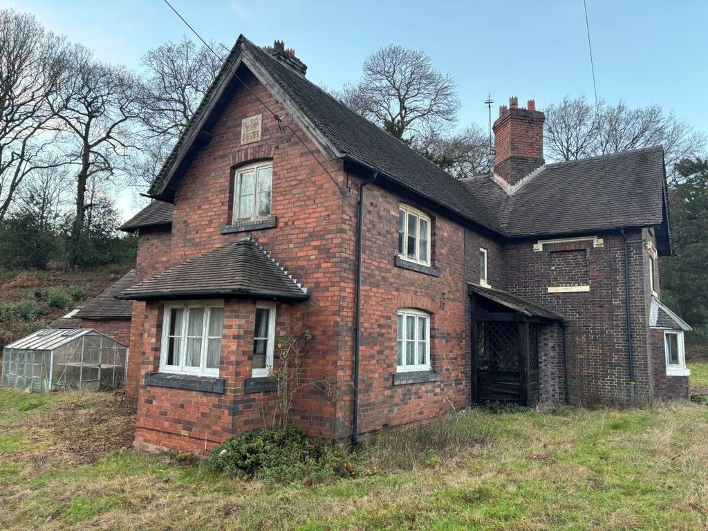 Property photo 2 of 18