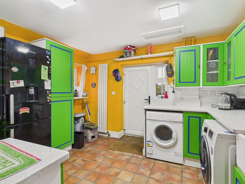 Property photo 3 of 14