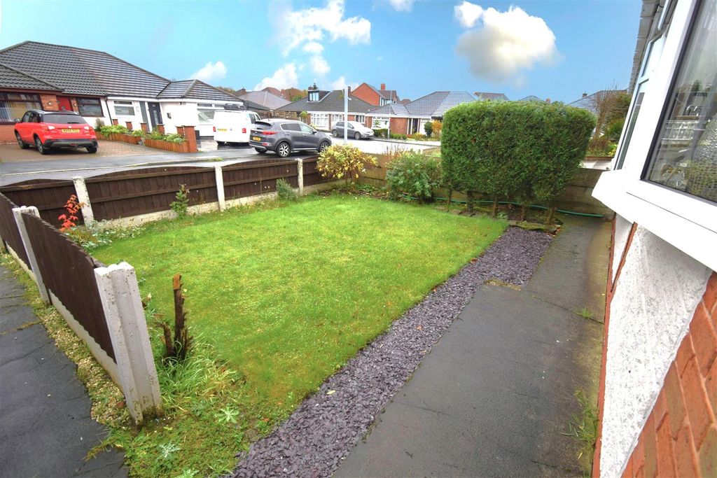 Property photo 3 of 15 R.Jpg
