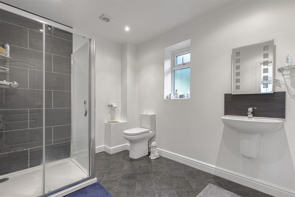 Additional image 9 of 4 bed detached house for saleBen Rhydding Road, Ilkley LS29