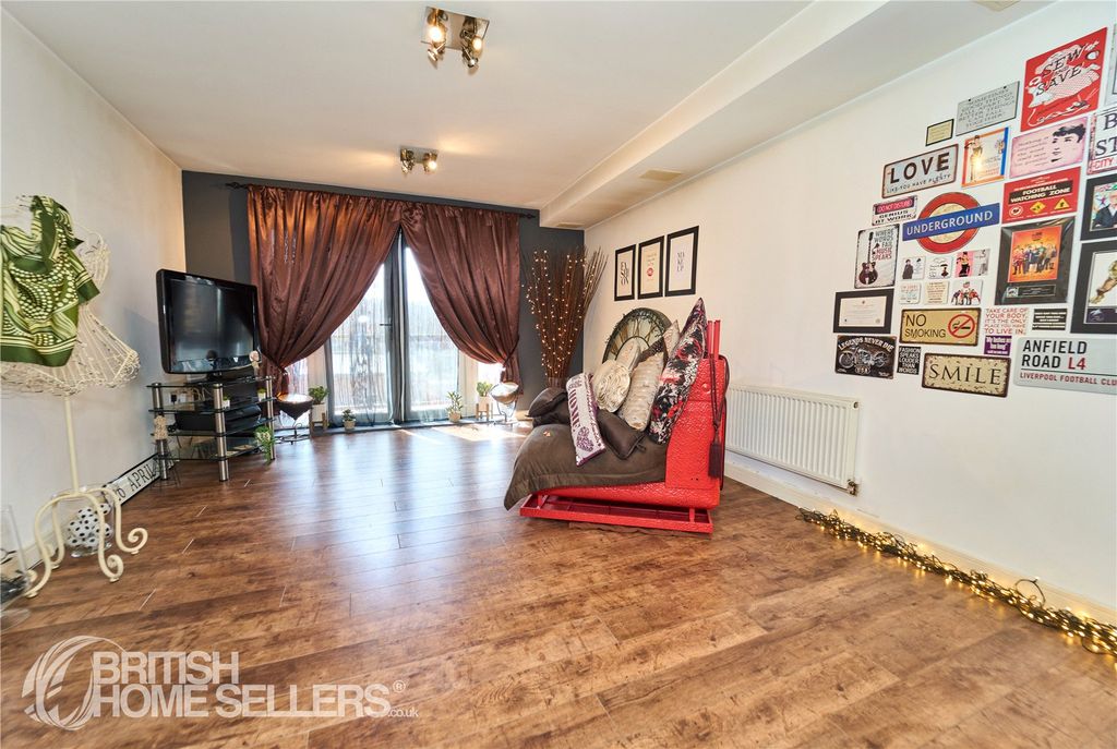 Property photo 3 of 16 Picture No. 09