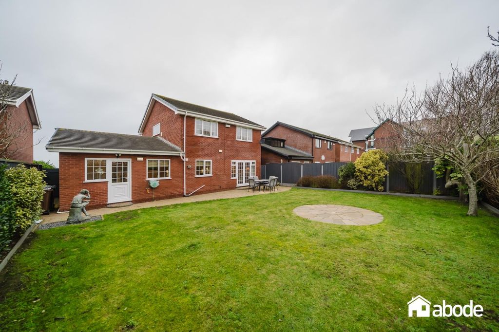 Property photo 2 of 36 Dsc03084-Hdr.Jpg