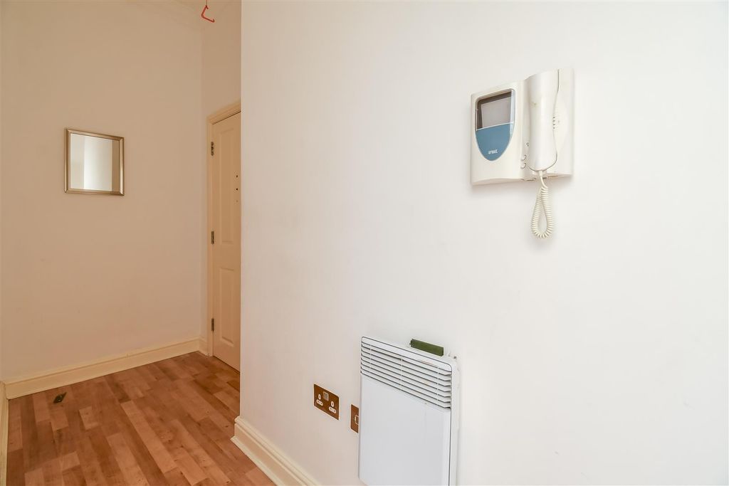 Additional image 9 of 1 bed flat for saleWindsor Court, Barry CF62