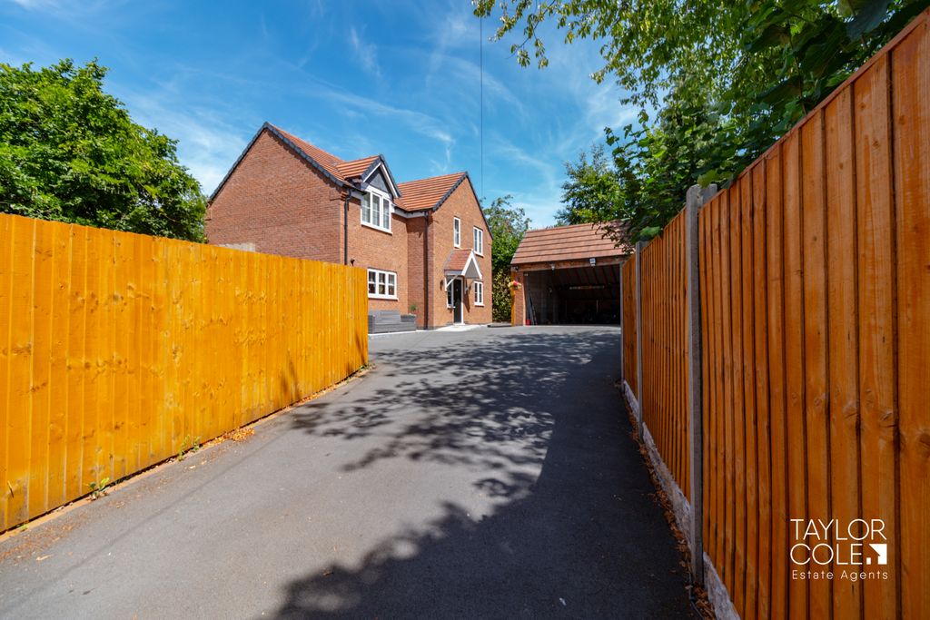 Property photo 1 of 30