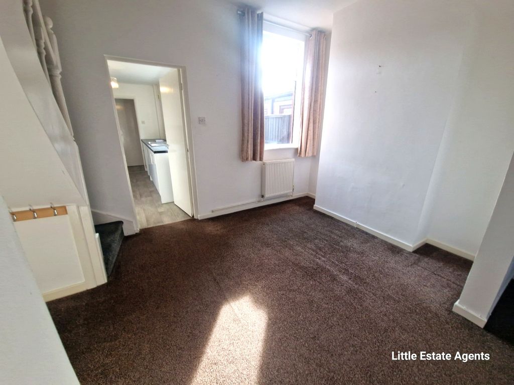 Property photo 3 of 12 Photo 3