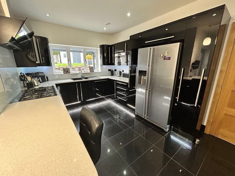 Property photo 3 of 43 Photo 3