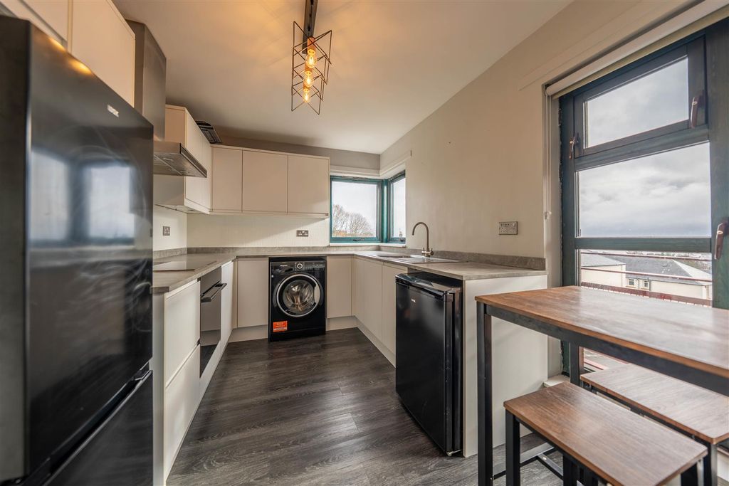 Property photo 3 of 22 Dsc01792-Hdr.Jpg