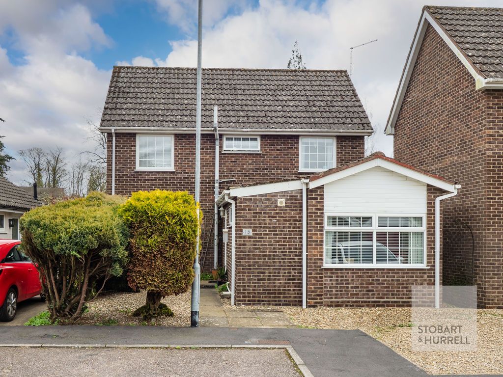 Property photo 1 of 16 Front