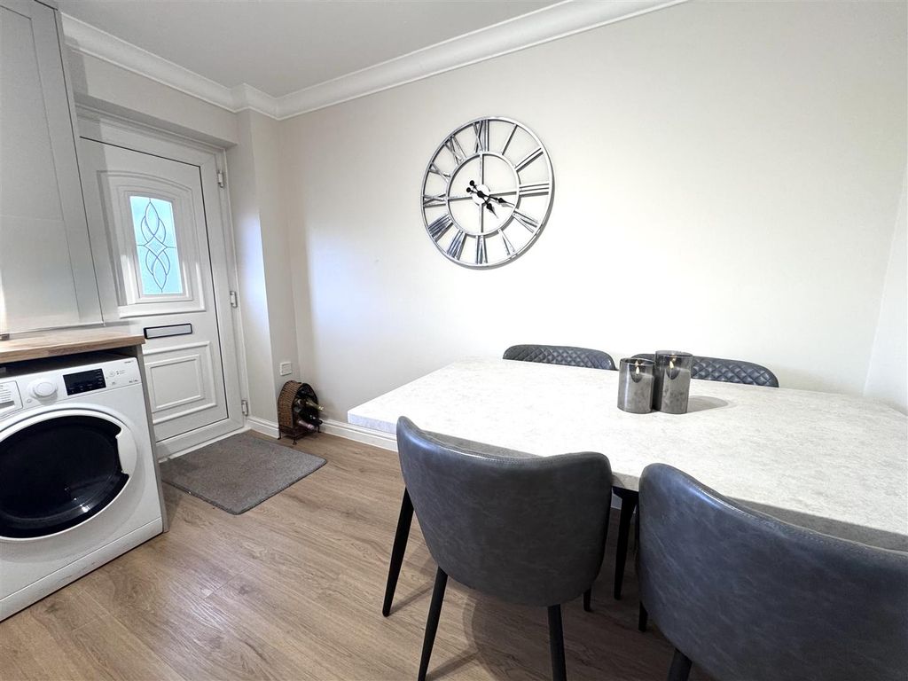 Additional image 14 of 2 bed town house to rentDarton Street, Barnsley S70