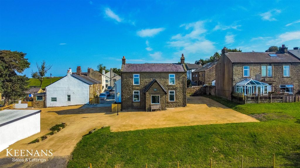 Property photo 2 of 77 2.Jpg