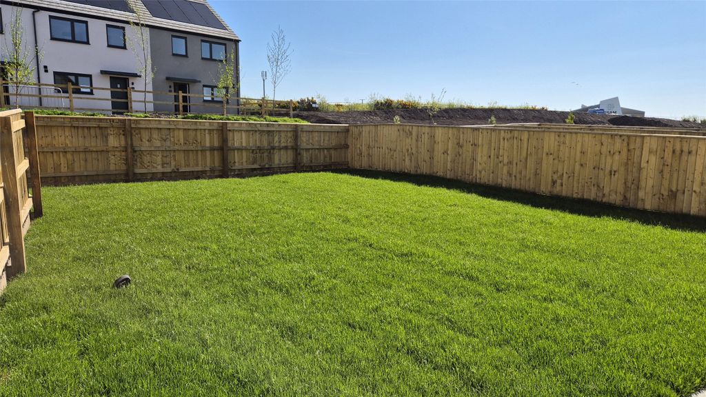 Property photo 3 of 9 Picture No. 08
