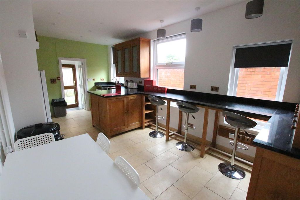 Property photo 3 of 7 Img_1339.Jpg