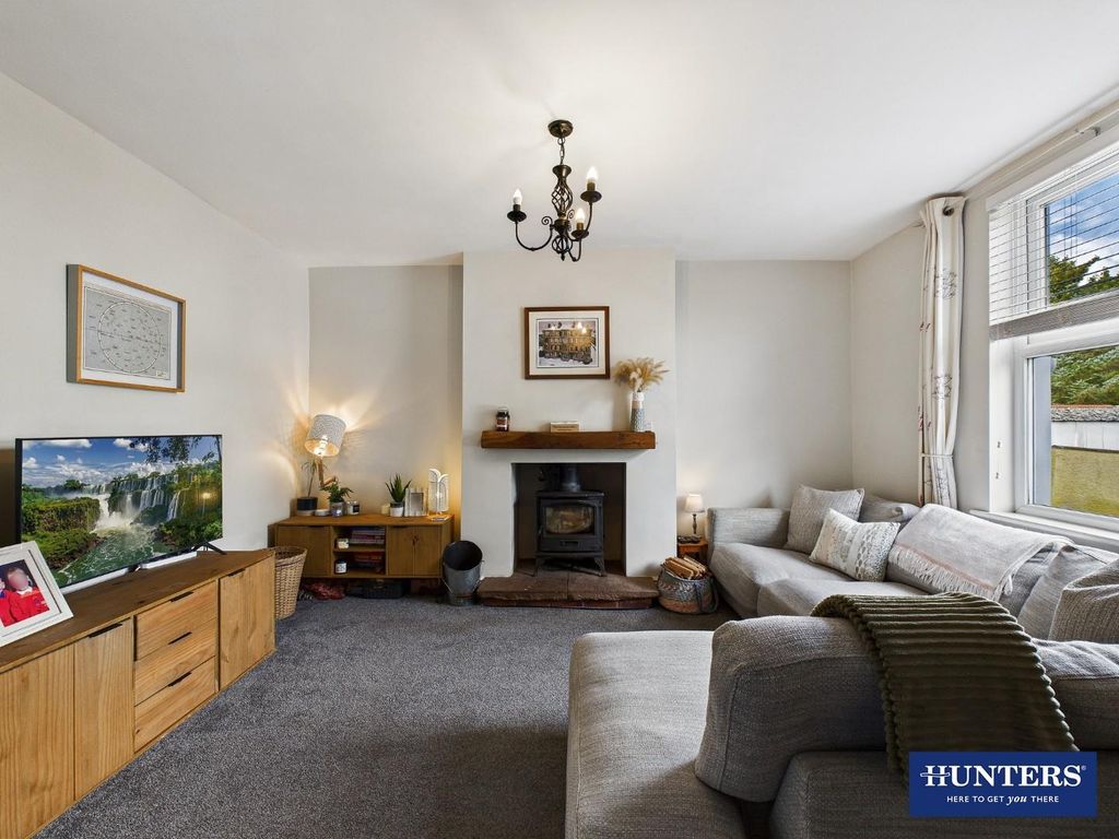 Property photo 3 of 24 Living Room